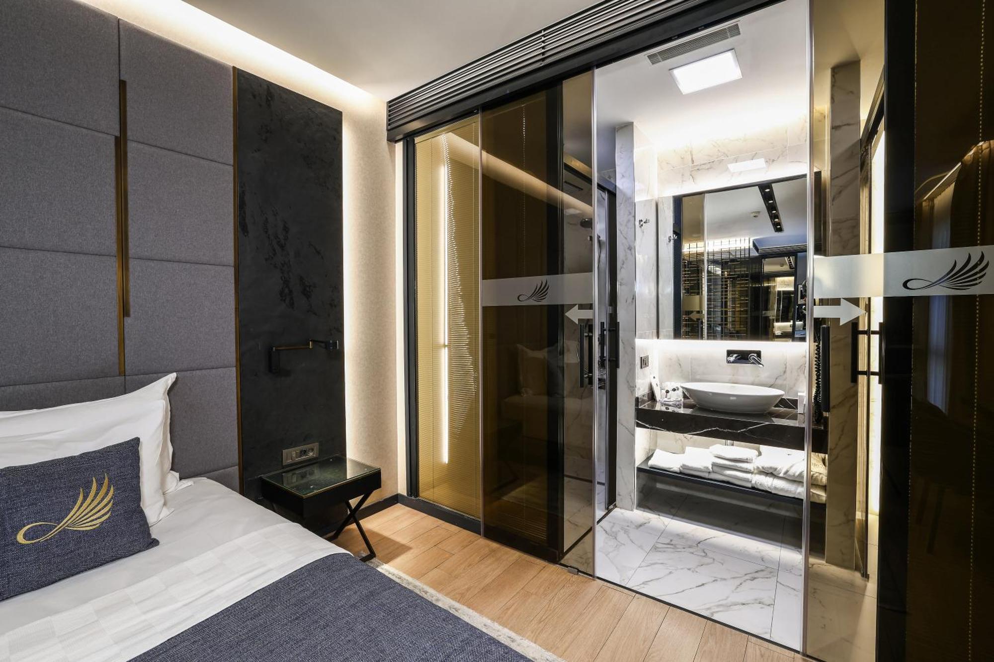 Broyt Hotel Istanbul Exteriör bild